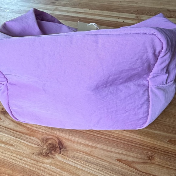 NWT convertible Béis The Crescent Catchall Crossbody Bag BERRY pink Barbie lilac - Picture 5 of 15